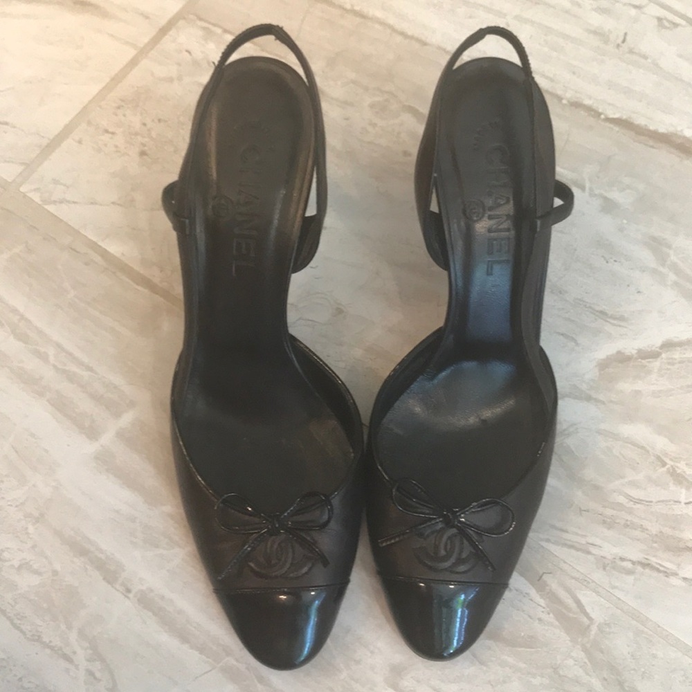 CHANEL sling back heels